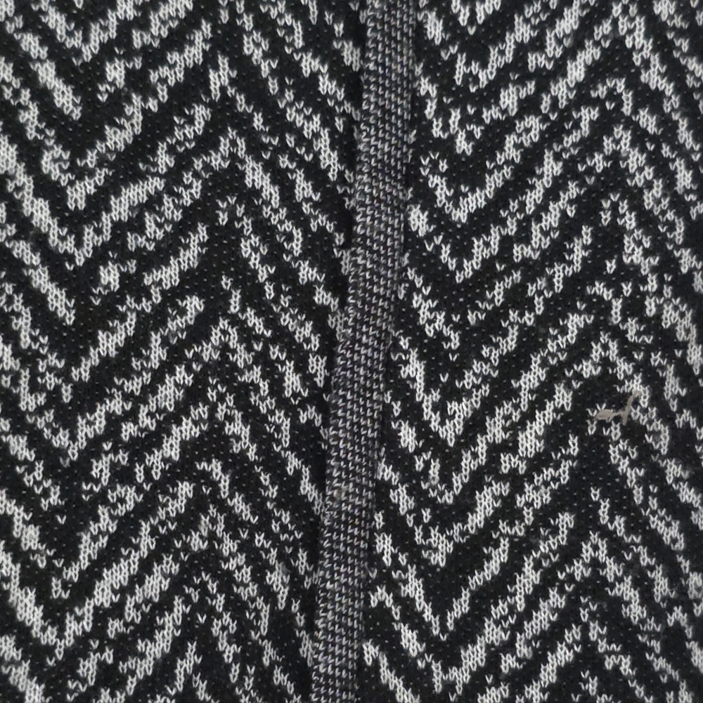 Black Halo Herringbone Knit Mini Dress Size S Grey Black V-Neck Fit & Flare - Picture 8 of 9